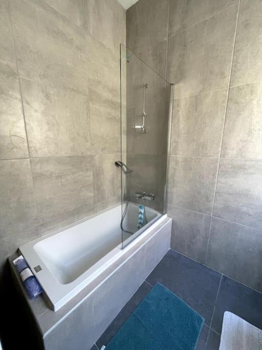 Brand New Appartement Of Two Bedrooms In สลีมา ภายนอก รูปภาพ